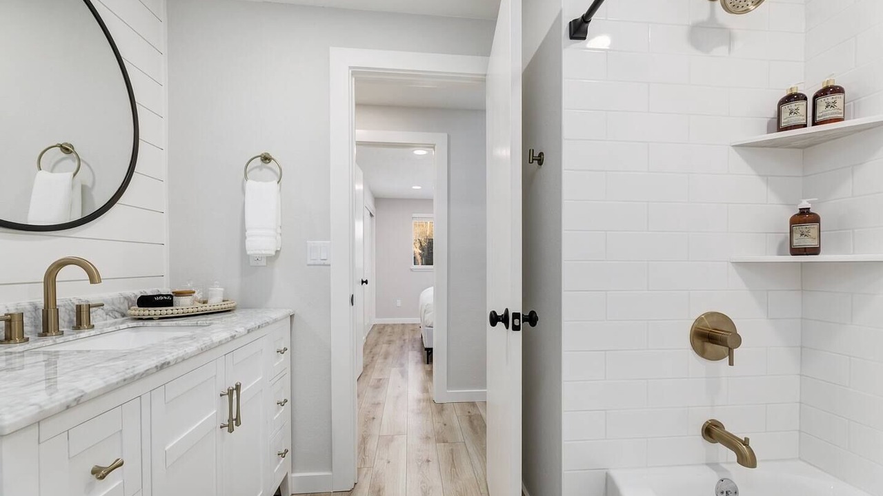 Photo of Bathroom in Eagle