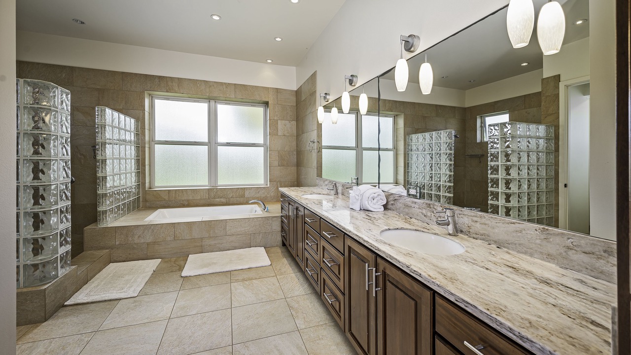 Photo of Bathroom in Mokuleia