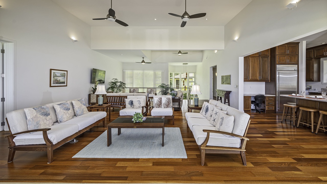 Photo of Livingroom in Mokuleia