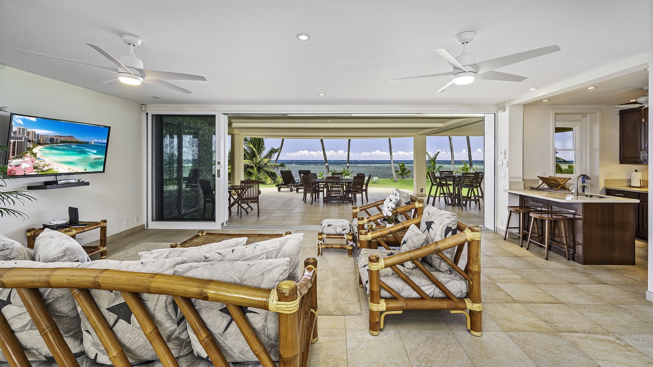 Photo of Livingroom in Mokuleia