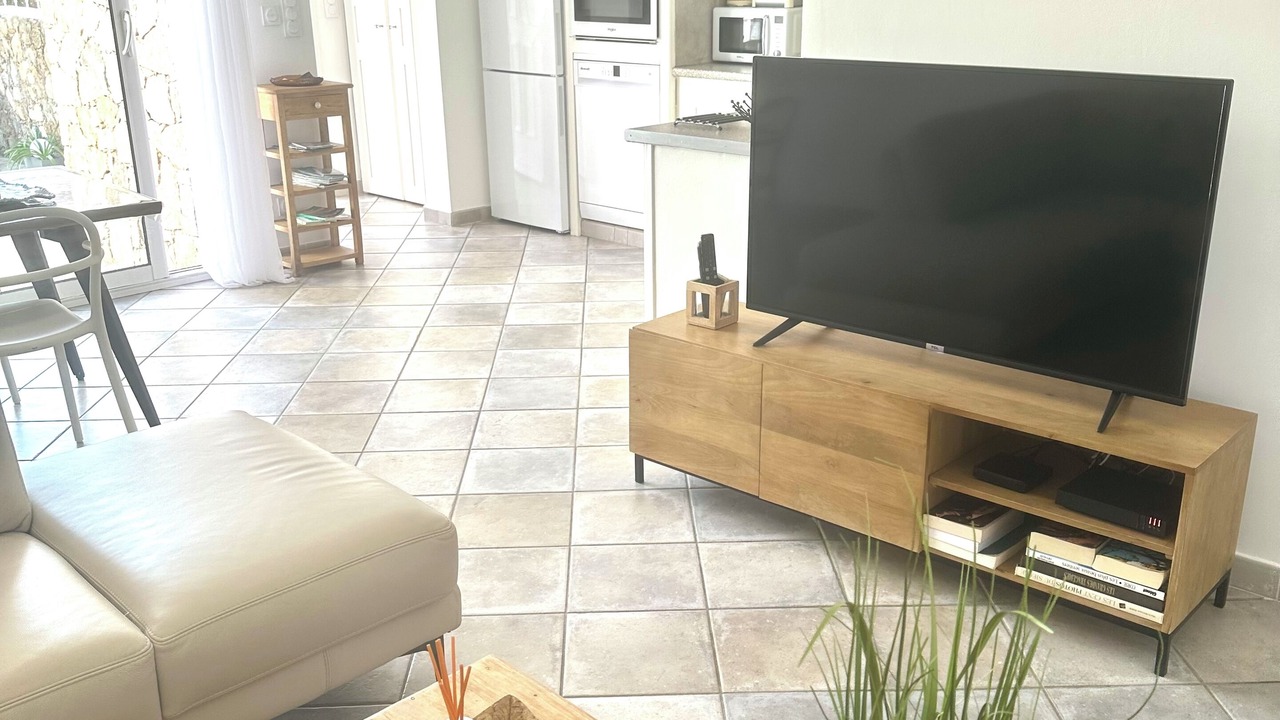 Photo of Livingroom in Monticello