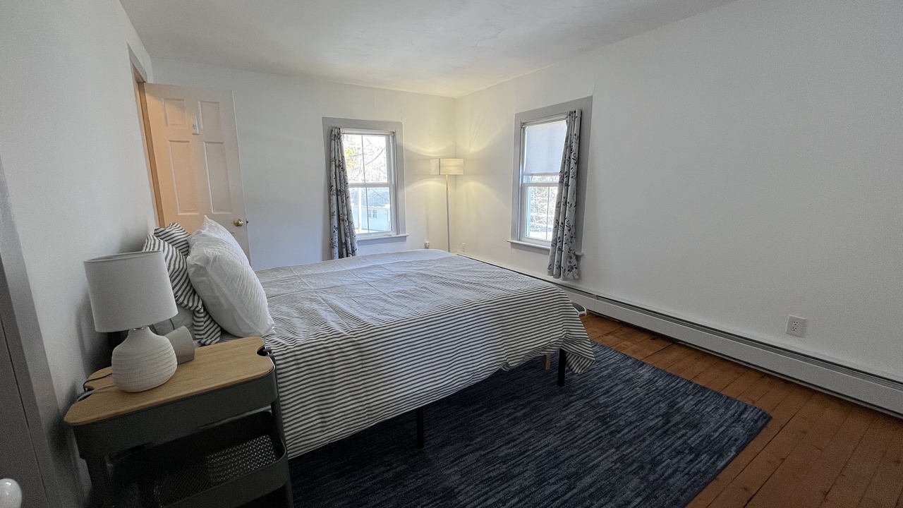 Photo of Bedroom in Litchfield Historic District