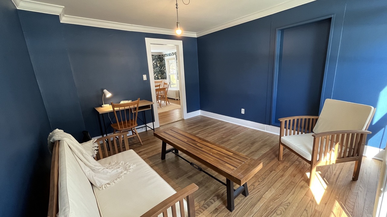 Photo of Livingroom in Litchfield Historic District