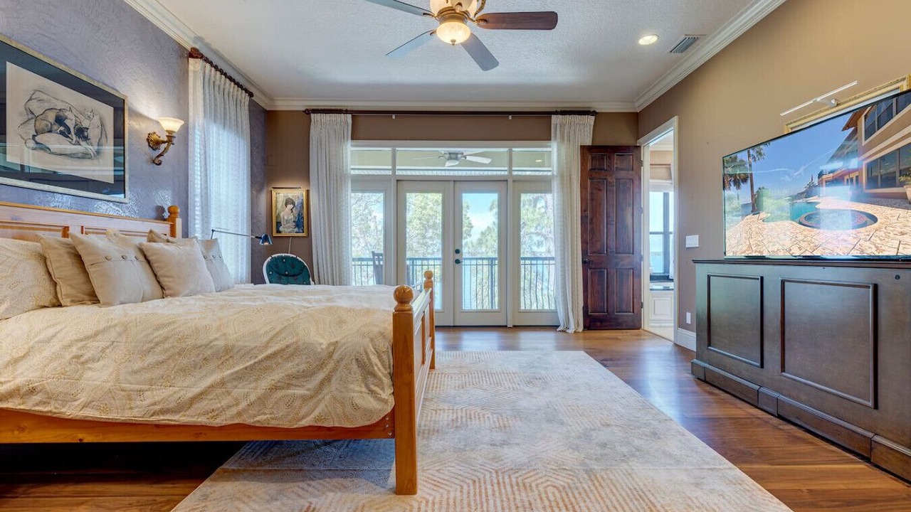 Photo of Bedroom in Tropic