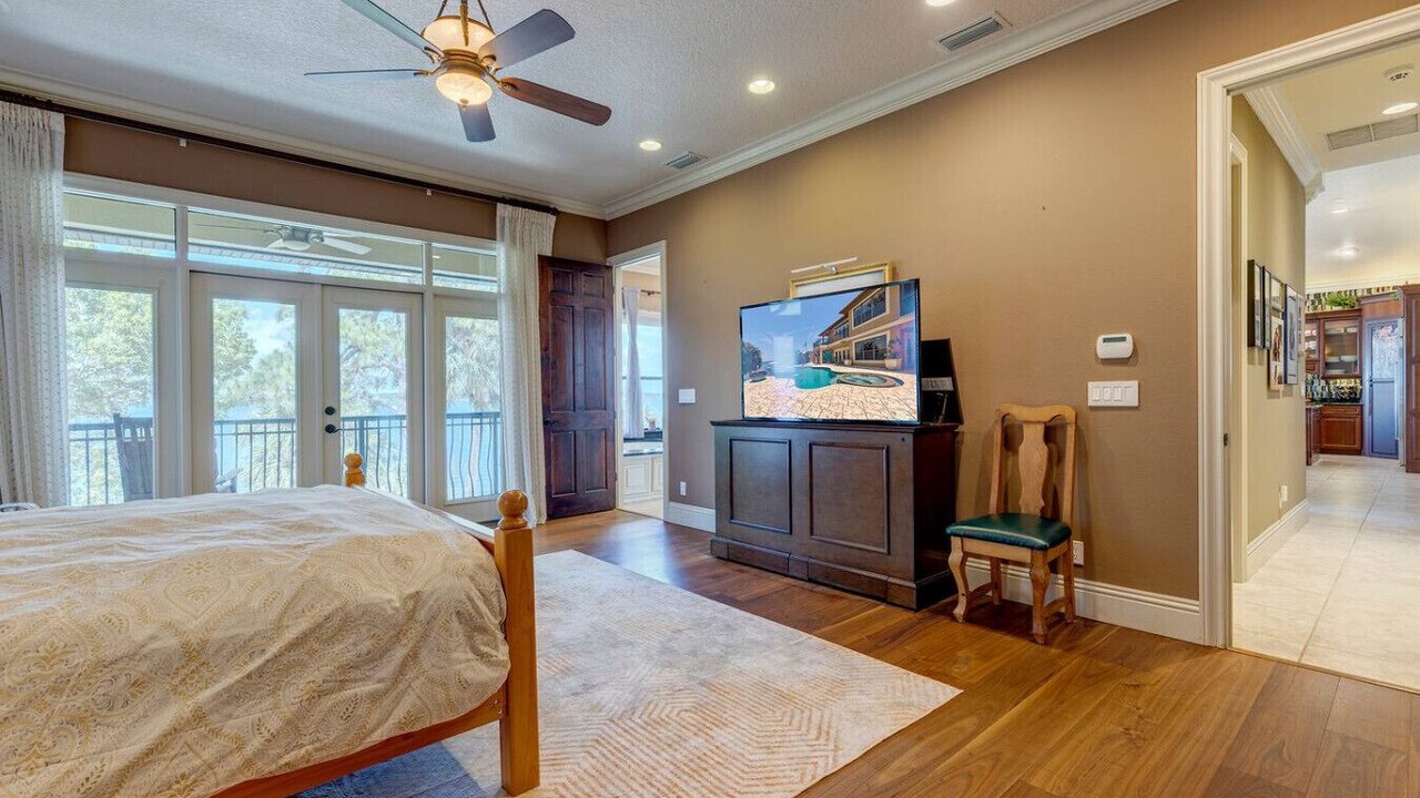 Photo of Bedroom in Tropic