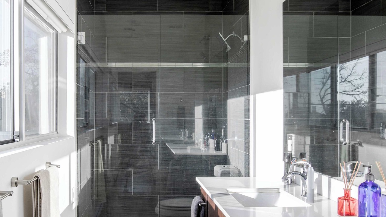 Photo of Bathroom in Swede Hill