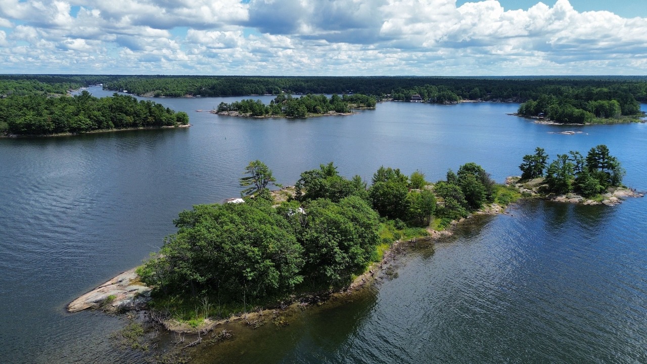 Photo of Outdoor in Byng Inlet