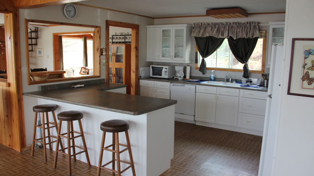 Photo of Kitchen in Byng Inlet