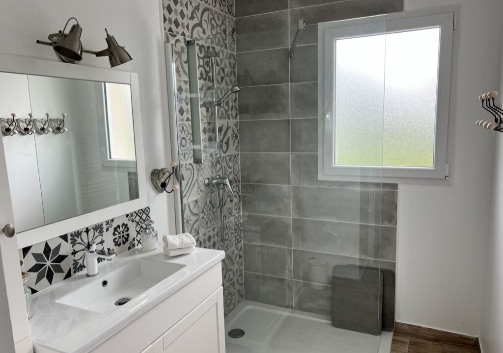 Photo of Bathroom in Sainte-Marguerite-sur-Mer