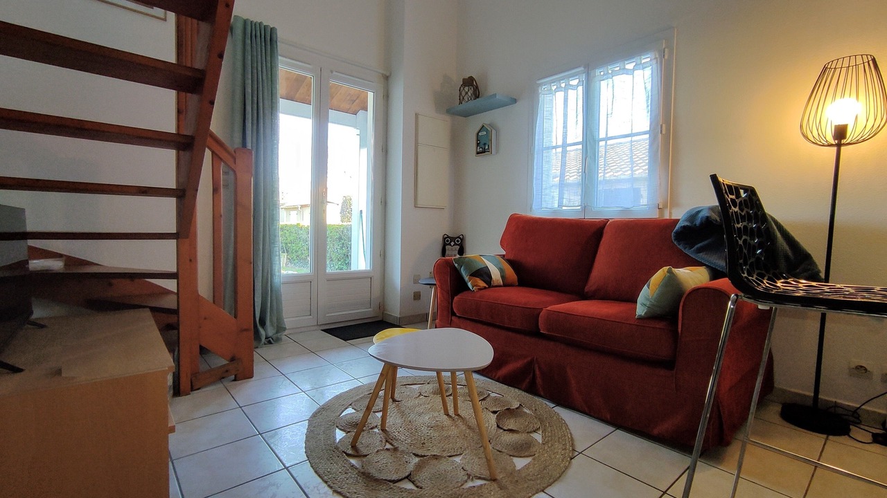 Photo of Livingroom in Saint-Michel-Chef-Chef