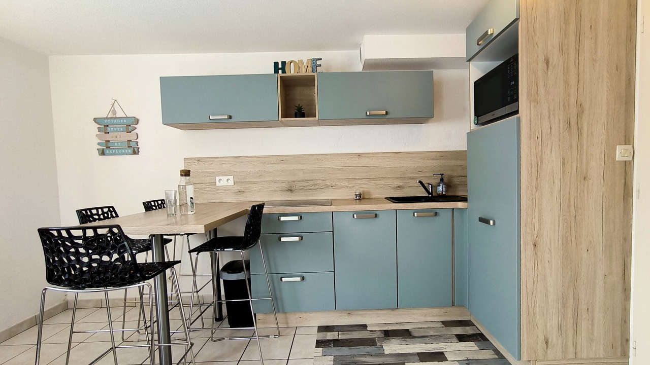 Photo of Kitchen in Saint-Michel-Chef-Chef