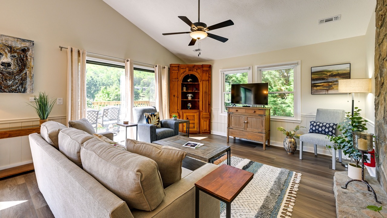 Photo of Livingroom in Sky Valley