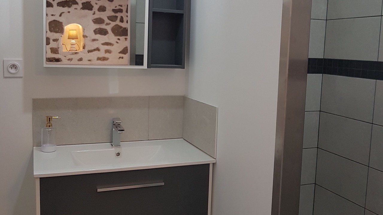 Photo of Bathroom in Miniac-Morvan