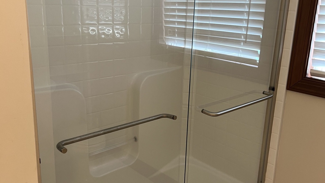 Photo of Bathroom in Cottage Line