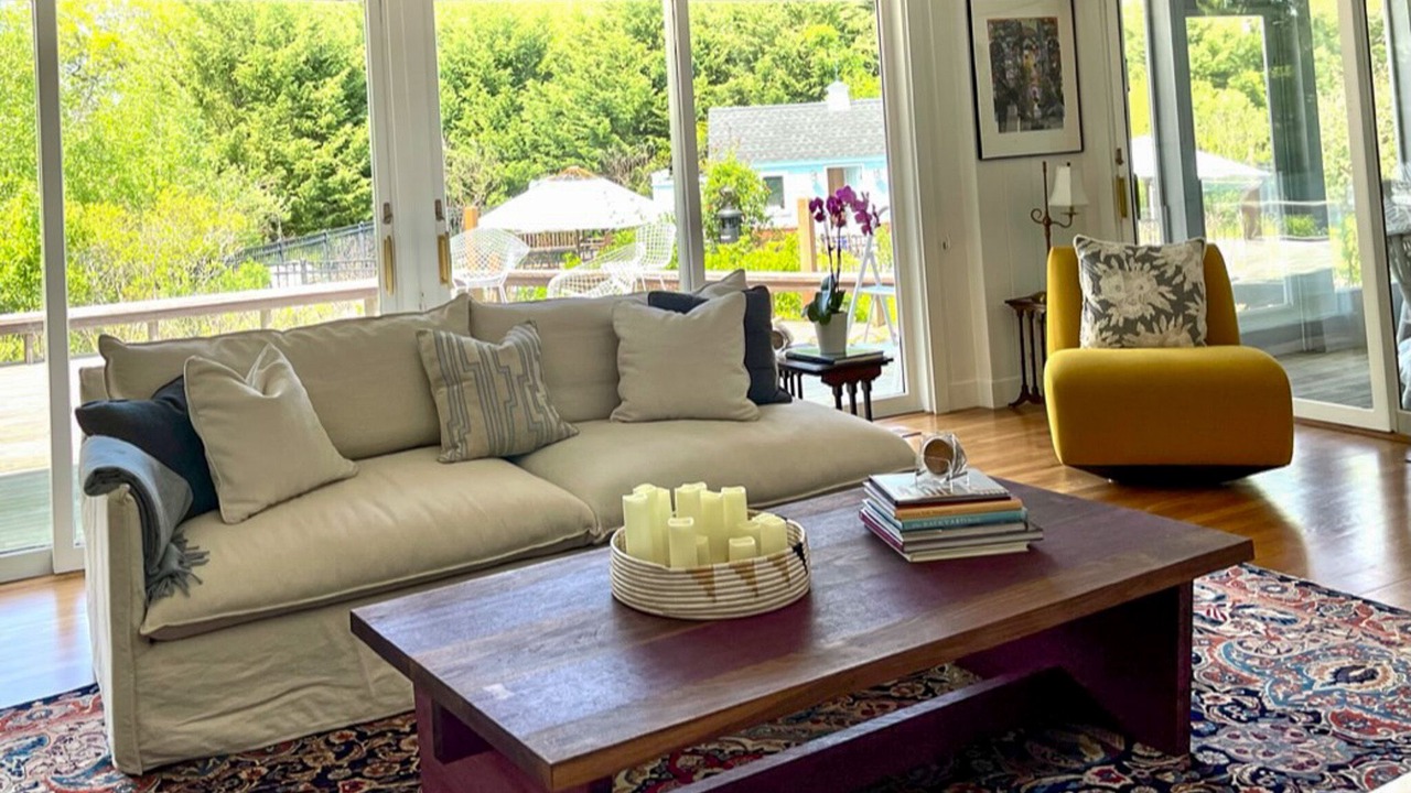 Photo of Livingroom in Tisbury