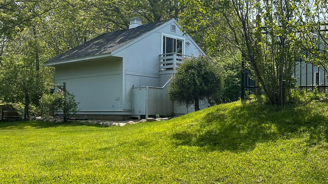 Photo of Outdoor in Tisbury