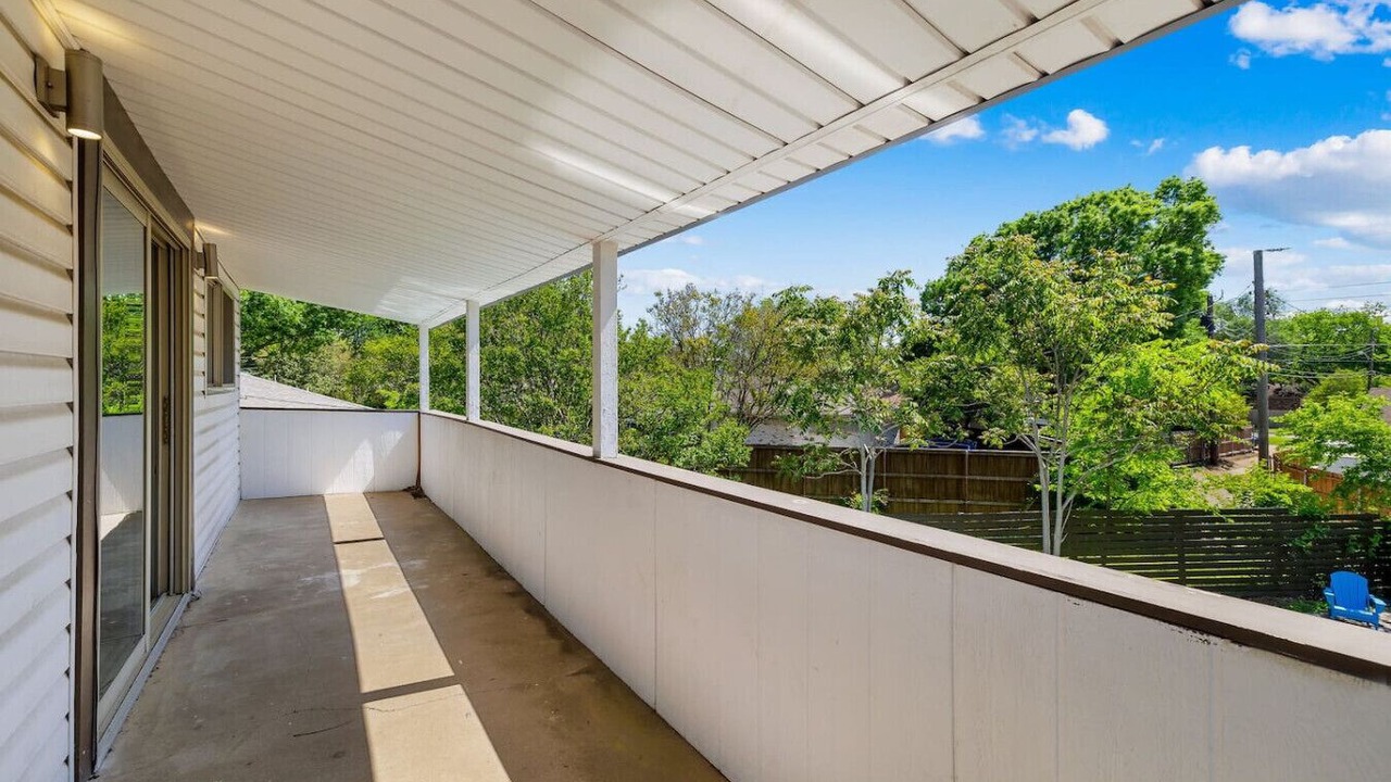 Photo of Patio Balcony in White Rock Hills