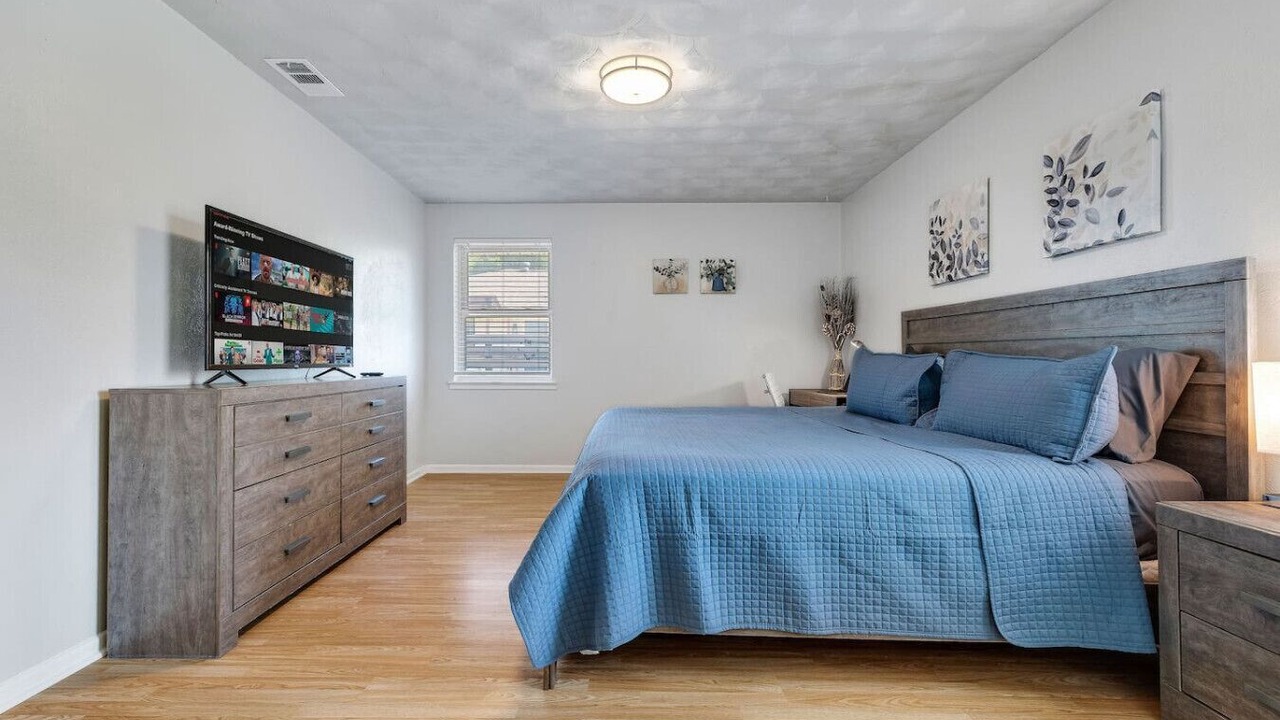 Photo of Bedroom in White Rock Hills