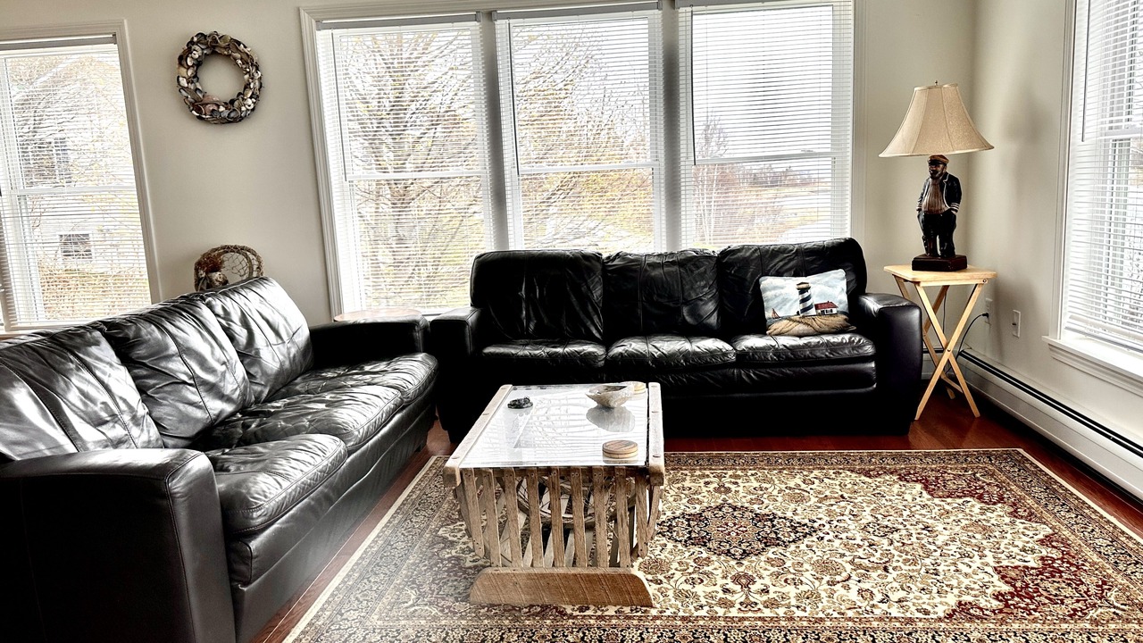 Photo of Livingroom in Eastport