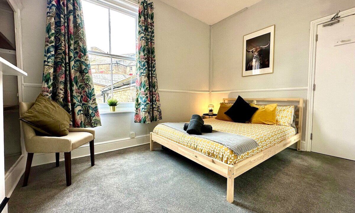 Photo of Bedroom in Westbourne