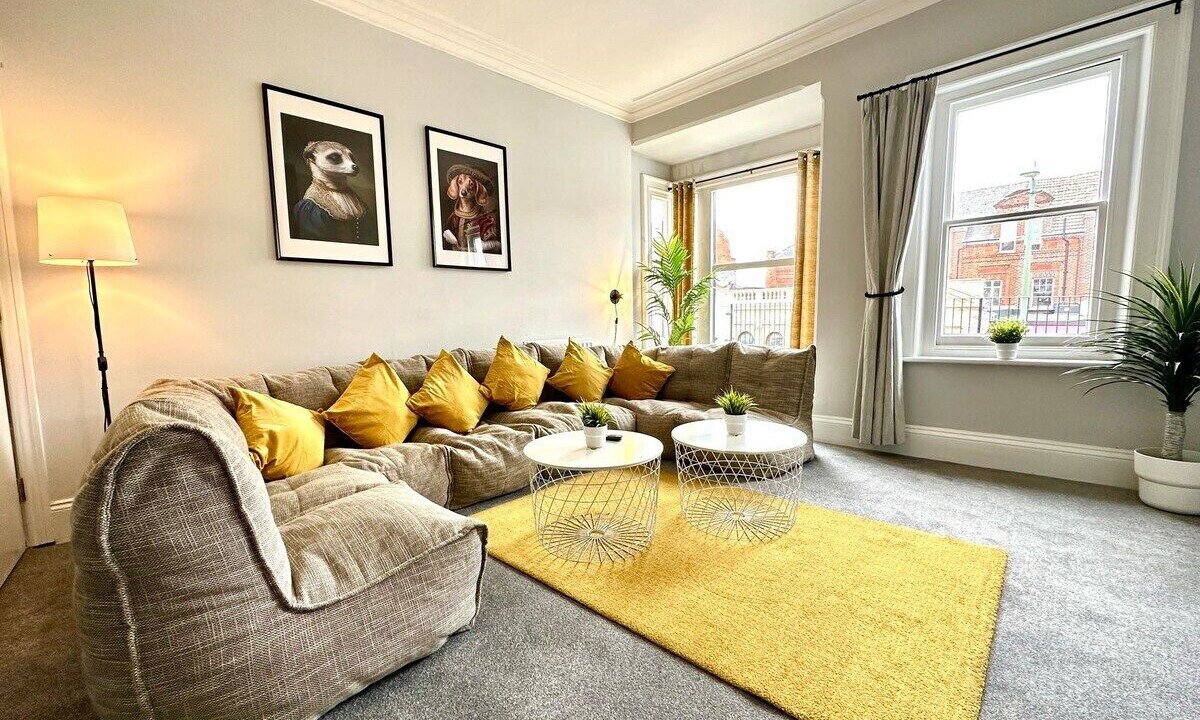 Photo of Livingroom in Westbourne