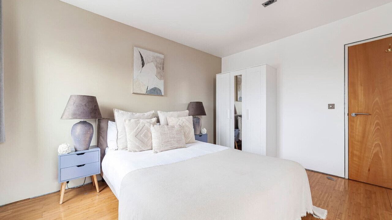 Photo of Bedroom in Hackney