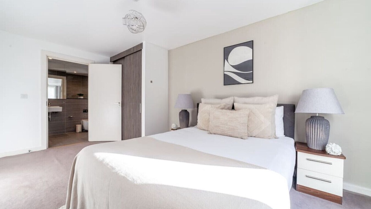 Photo of Bedroom in Lewisham