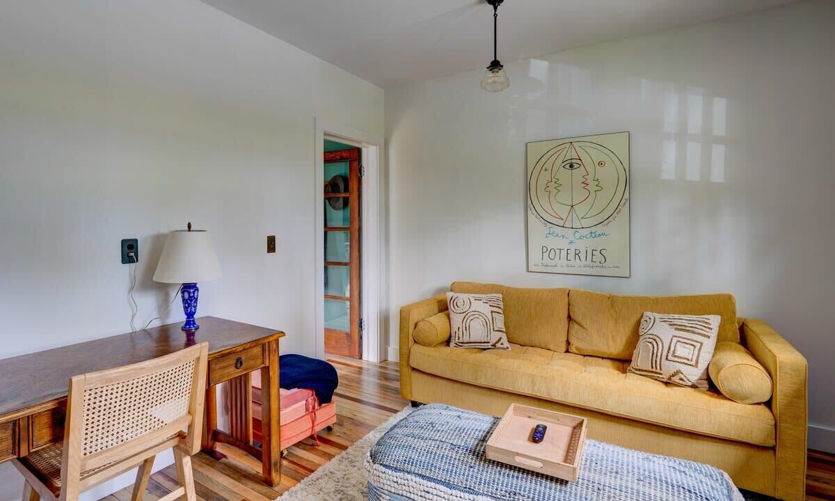 Photo of Livingroom in Narrowsburg