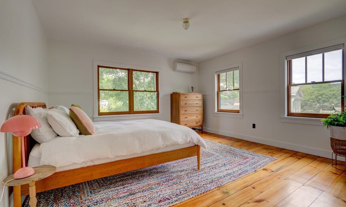 Photo of Bedroom in Narrowsburg