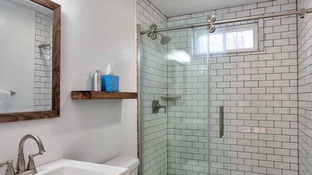 Photo of Bathroom in Roscoe