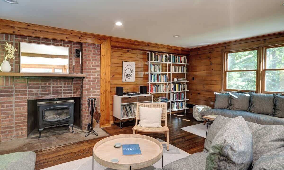 Photo of Livingroom in Forestburgh