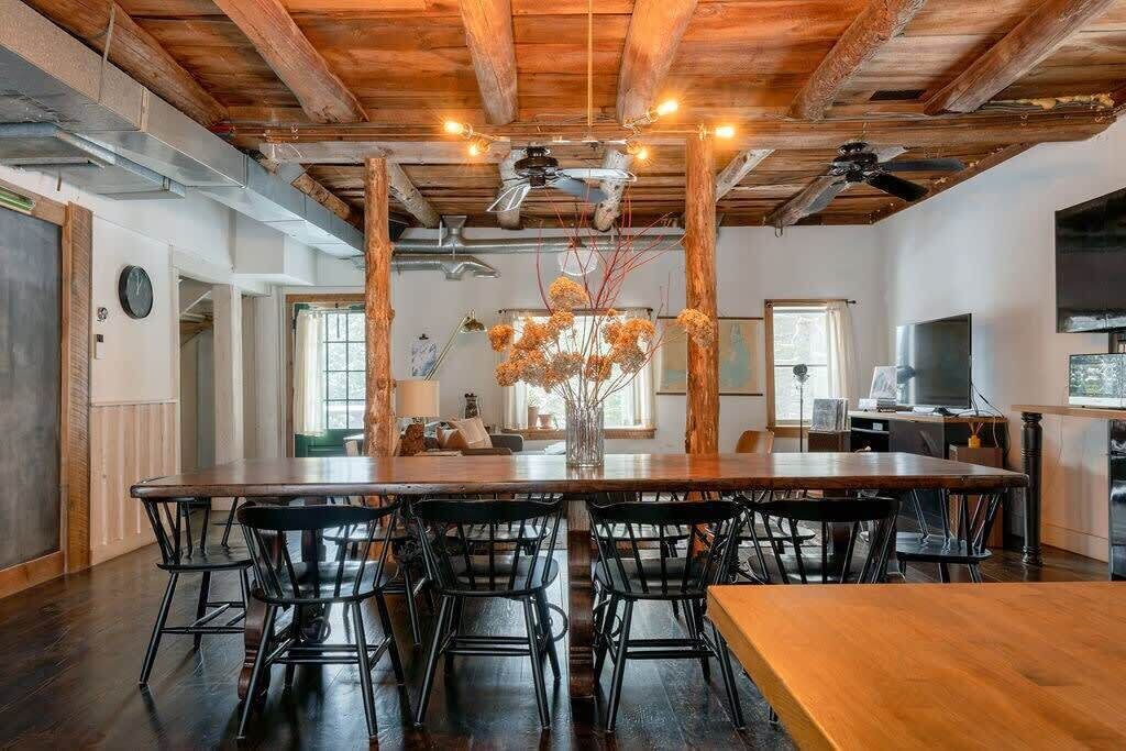 Photo of Others in Fleischmanns