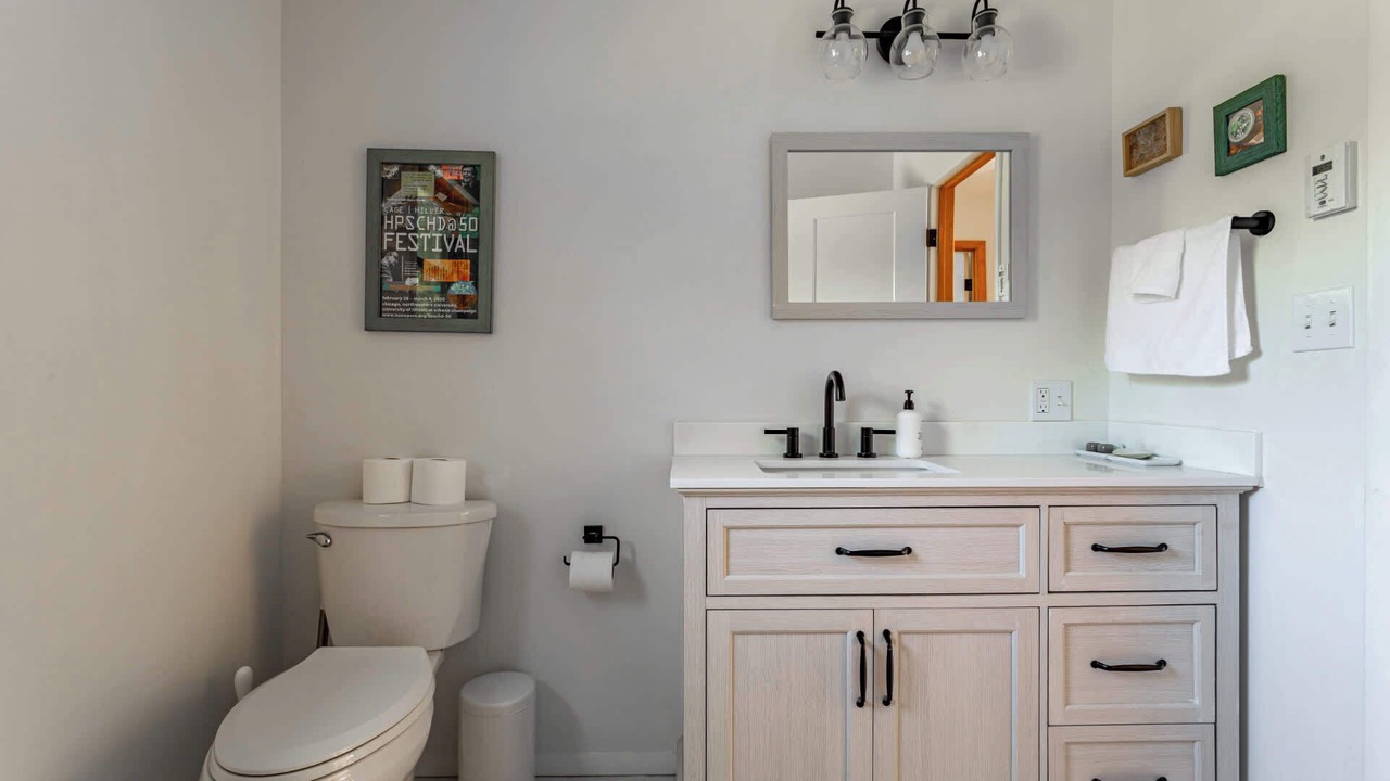 Photo of Bathroom in Hollowville