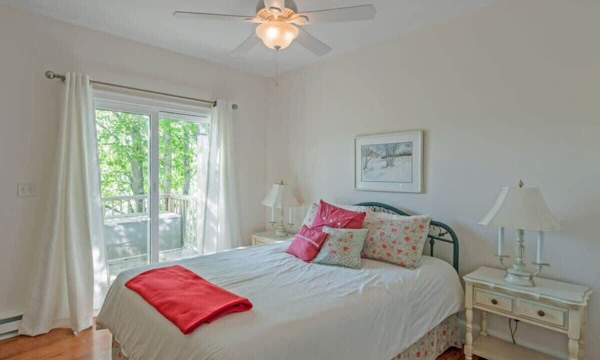 Photo of Bedroom in Kauneonga Lake