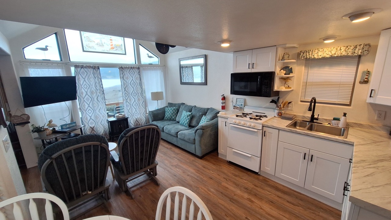 Photo of Livingroom in Smith River