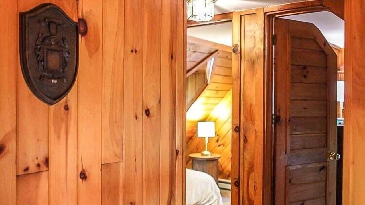 Photo of Bedroom in Town of Denning
