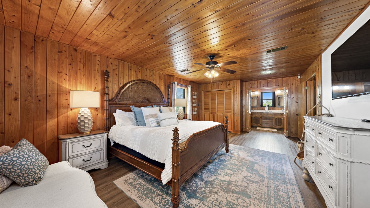 Photo of Bedroom in Elberta