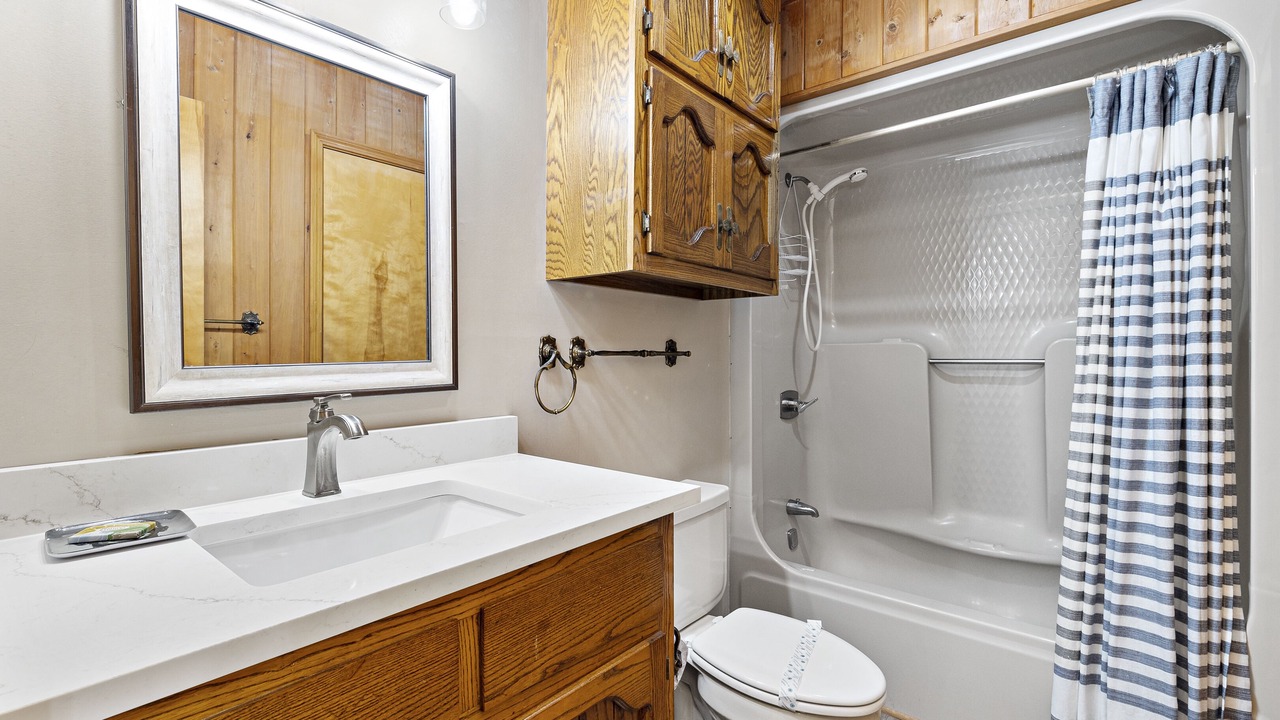 Photo of Bathroom in Elberta