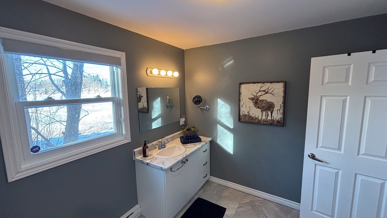 Photo of Bathroom in Saint-Andre-Avellin