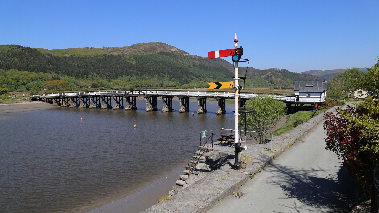 Photo of Others in Penmaenpool