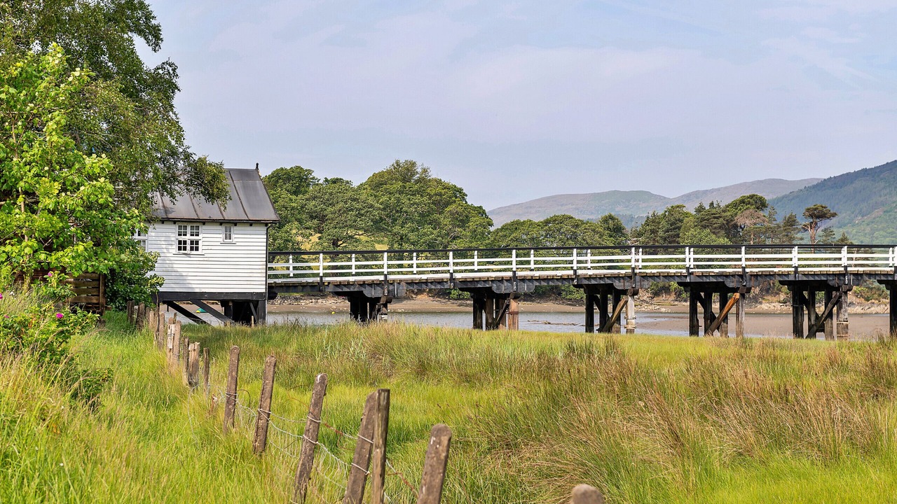 Photo of Others in Penmaenpool