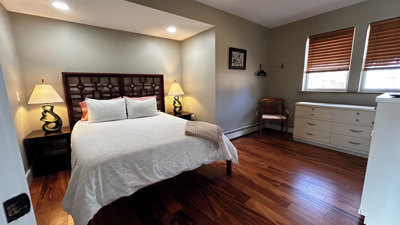 Photo of Others in Hancock