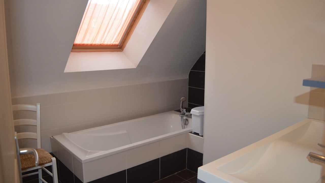Photo of Bathroom in Dinan