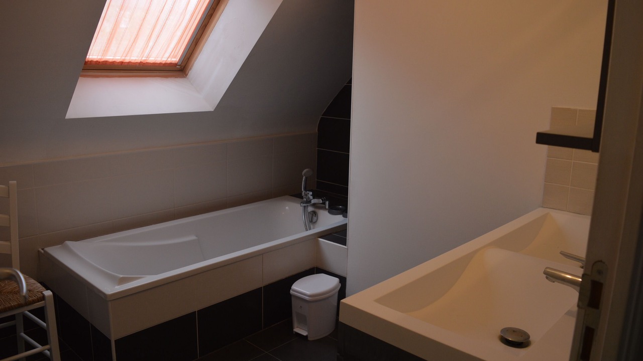 Photo of Bathroom in Dinan