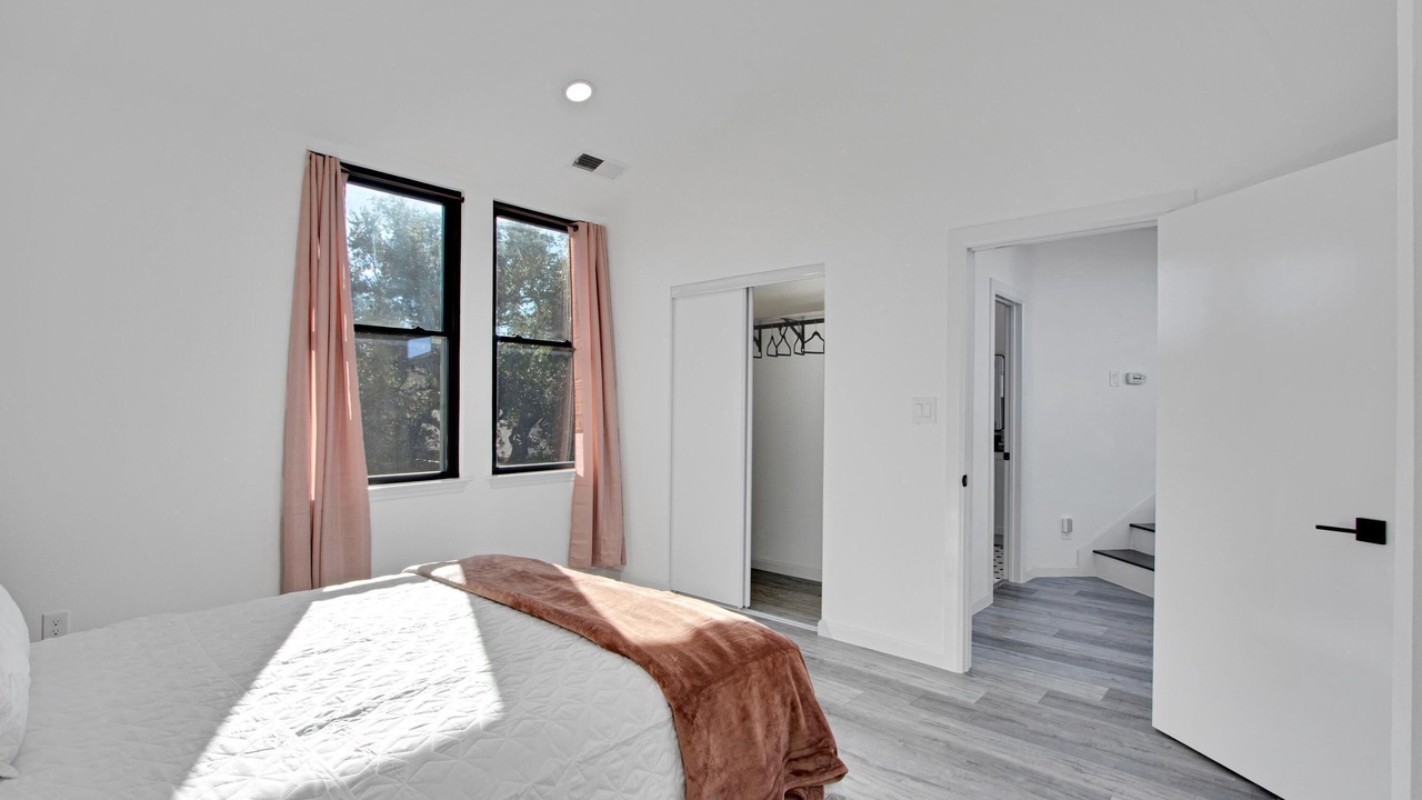 Photo of Bedroom in Far North Dallas