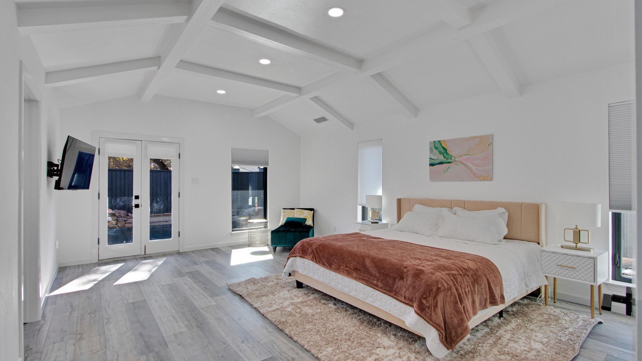 Photo of Bedroom in Far North Dallas