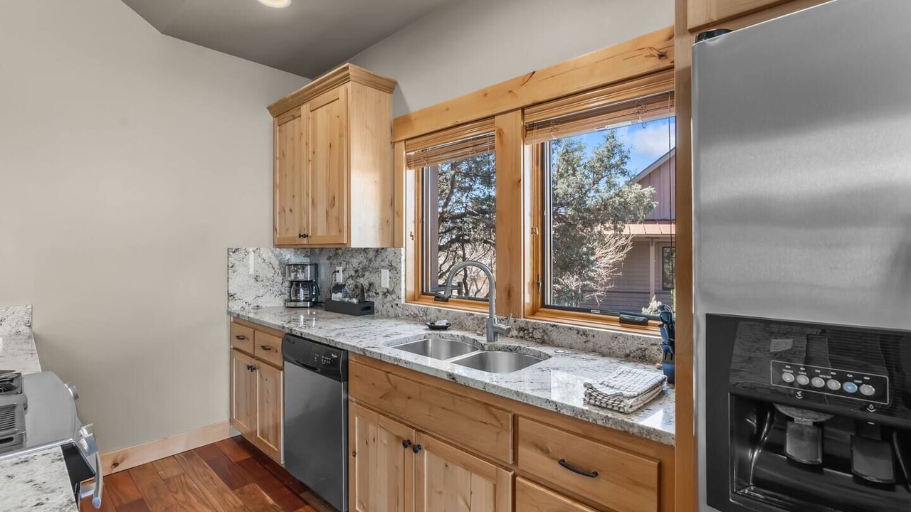 Photo of Kitchen in Powell Butte