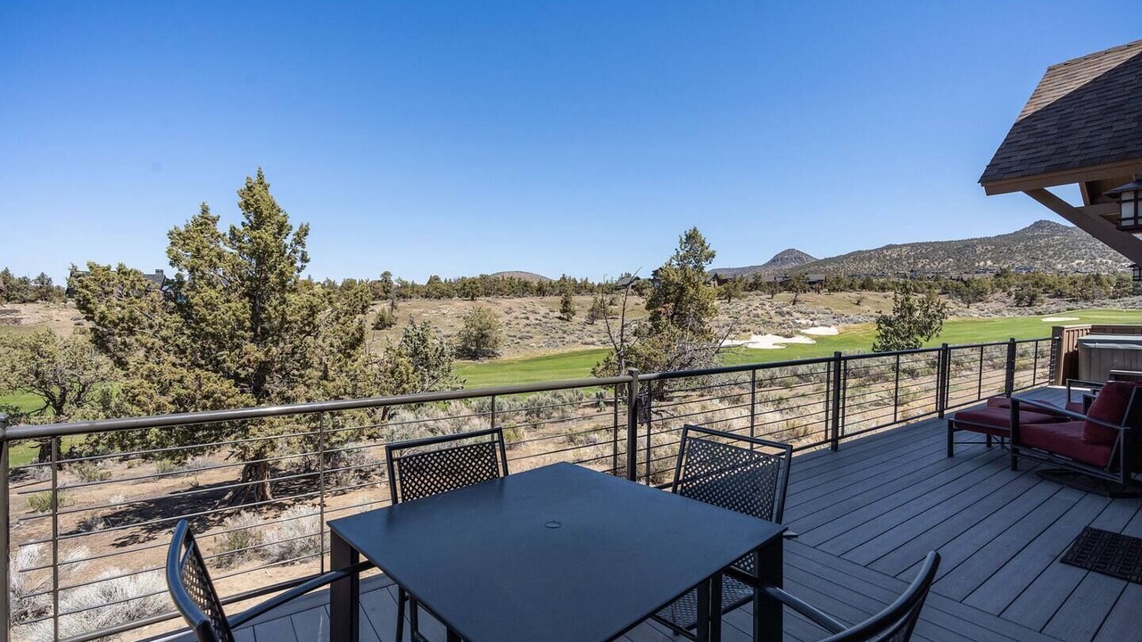Photo of Outdoor in Powell Butte