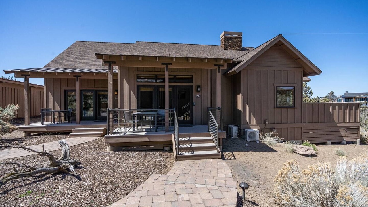 Photo of Outdoor in Powell Butte