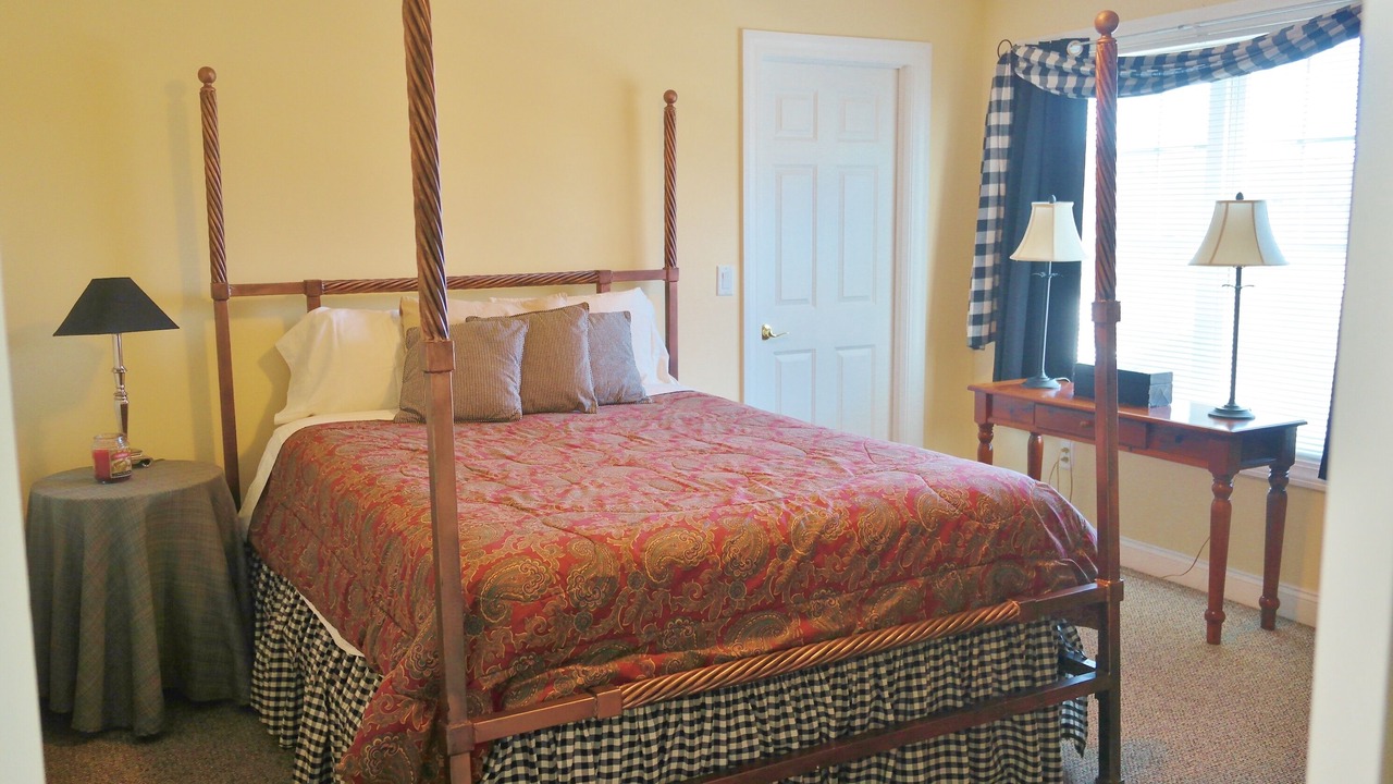 Photo of Bedroom in Pittsfield